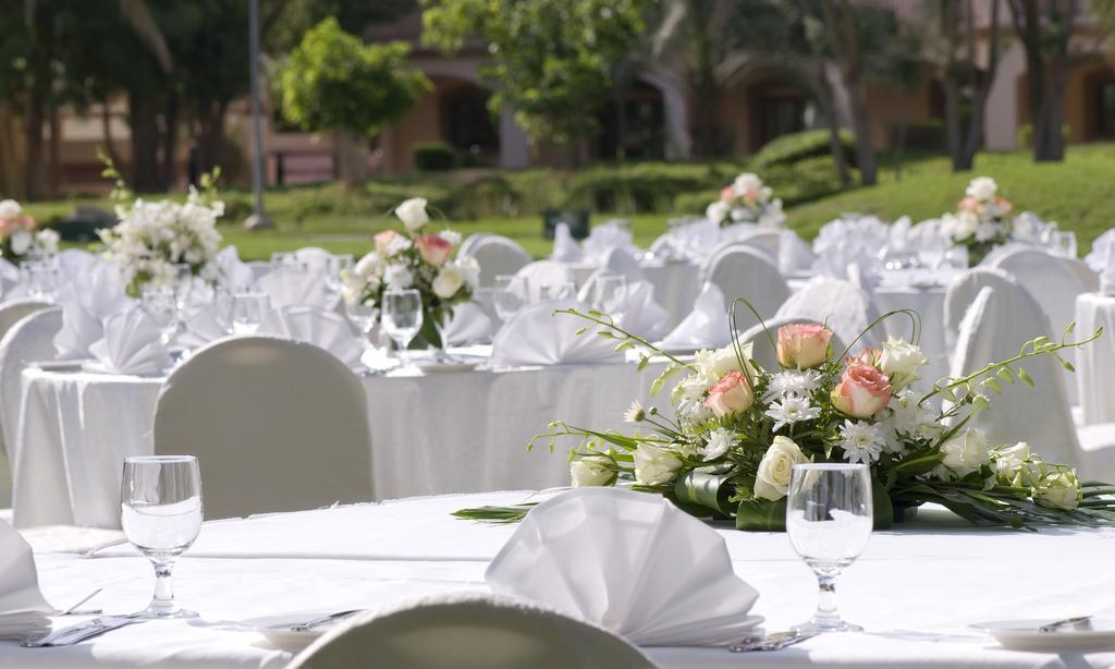 Danat Al Ain Resort Extérieur photo Wedding reception