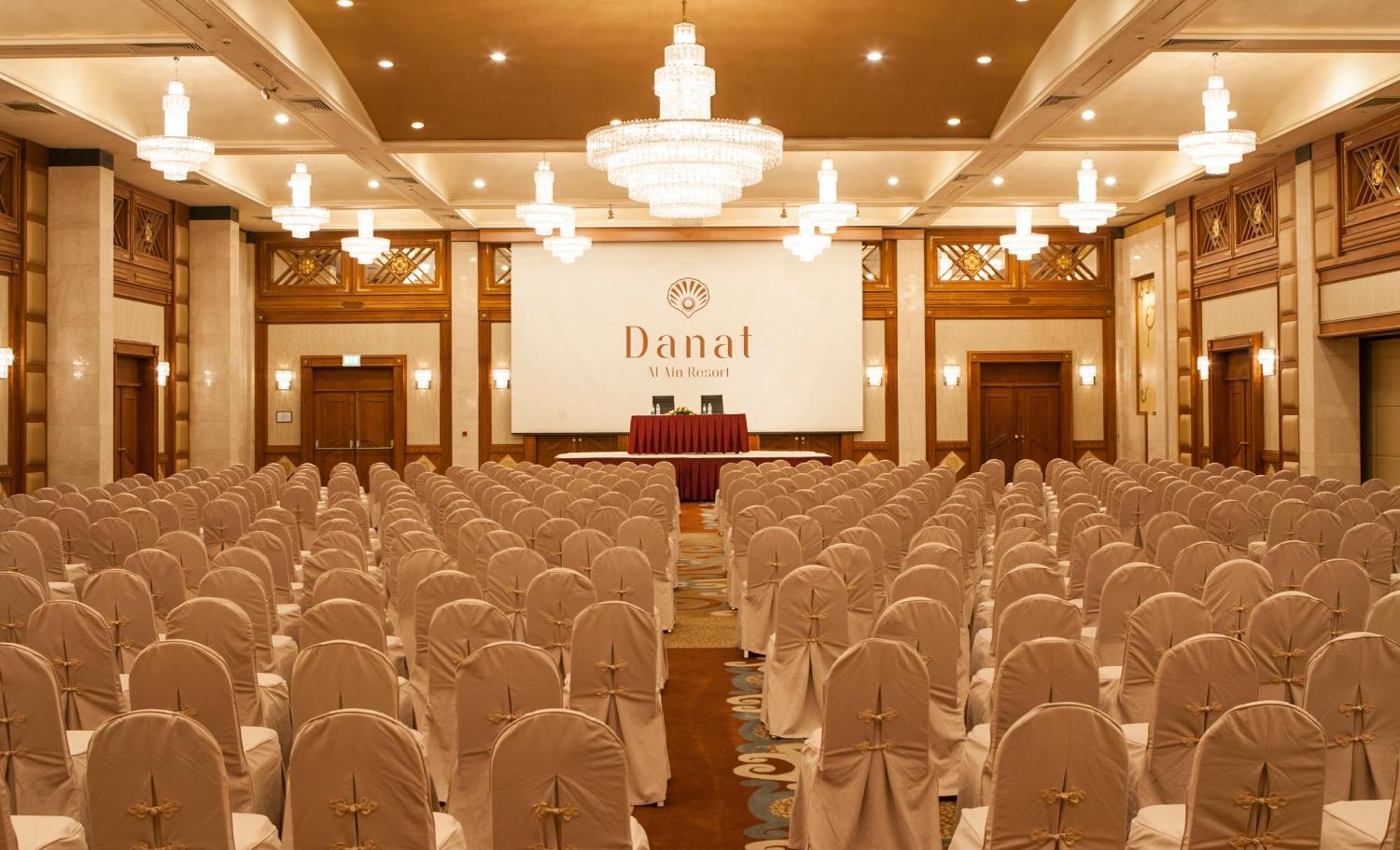 Danat Al Ain Resort Extérieur photo The Royal Ballroom