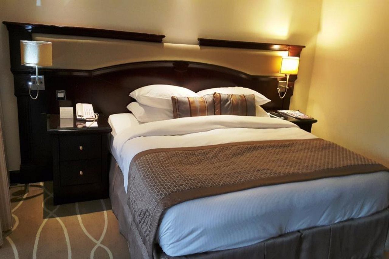 Danat Al Ain Resort Extérieur photo A room at the hotel