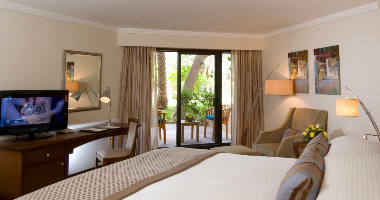 Danat Al Ain Resort Extérieur photo Deluxe room